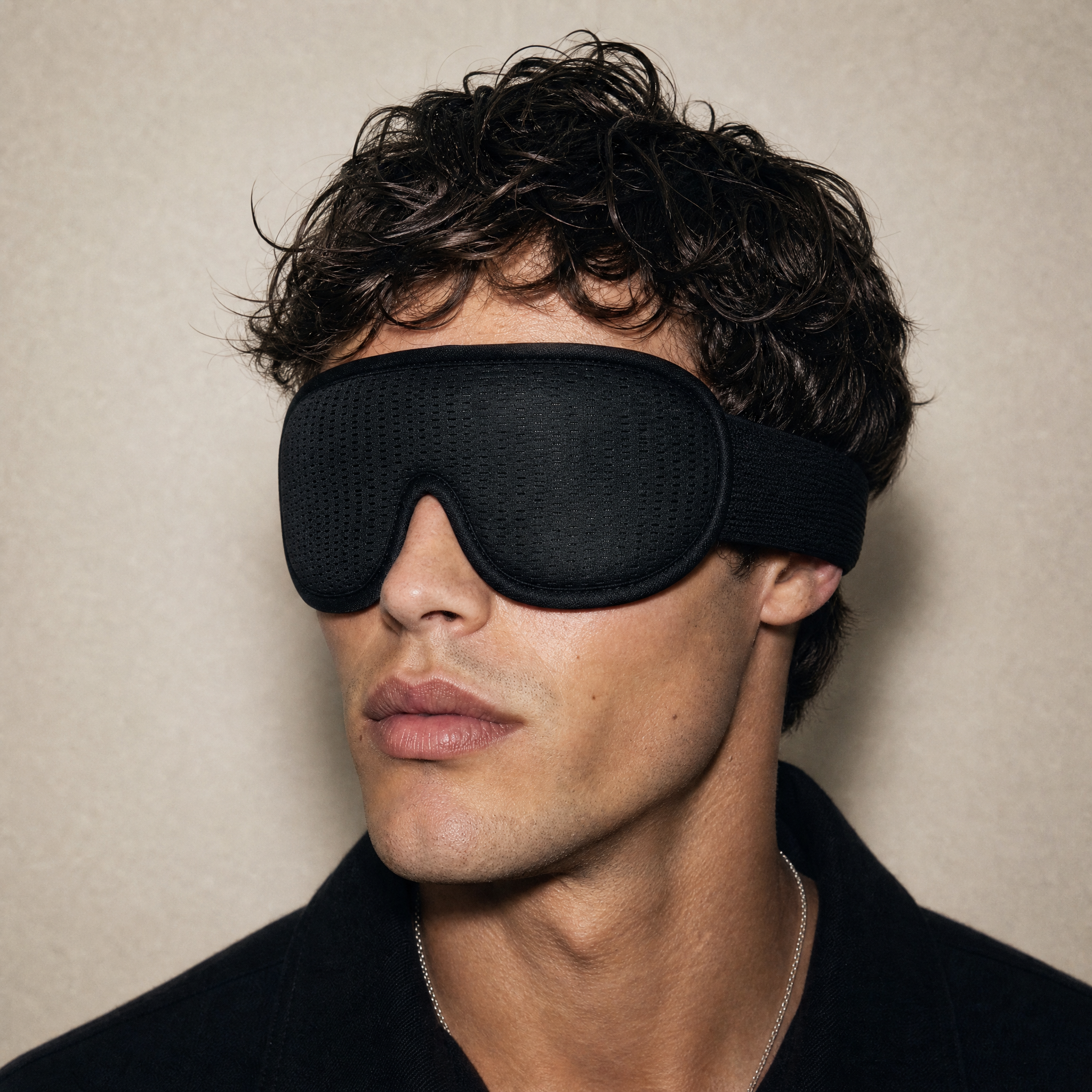 Blackout 3d sleep mask for better sleep
