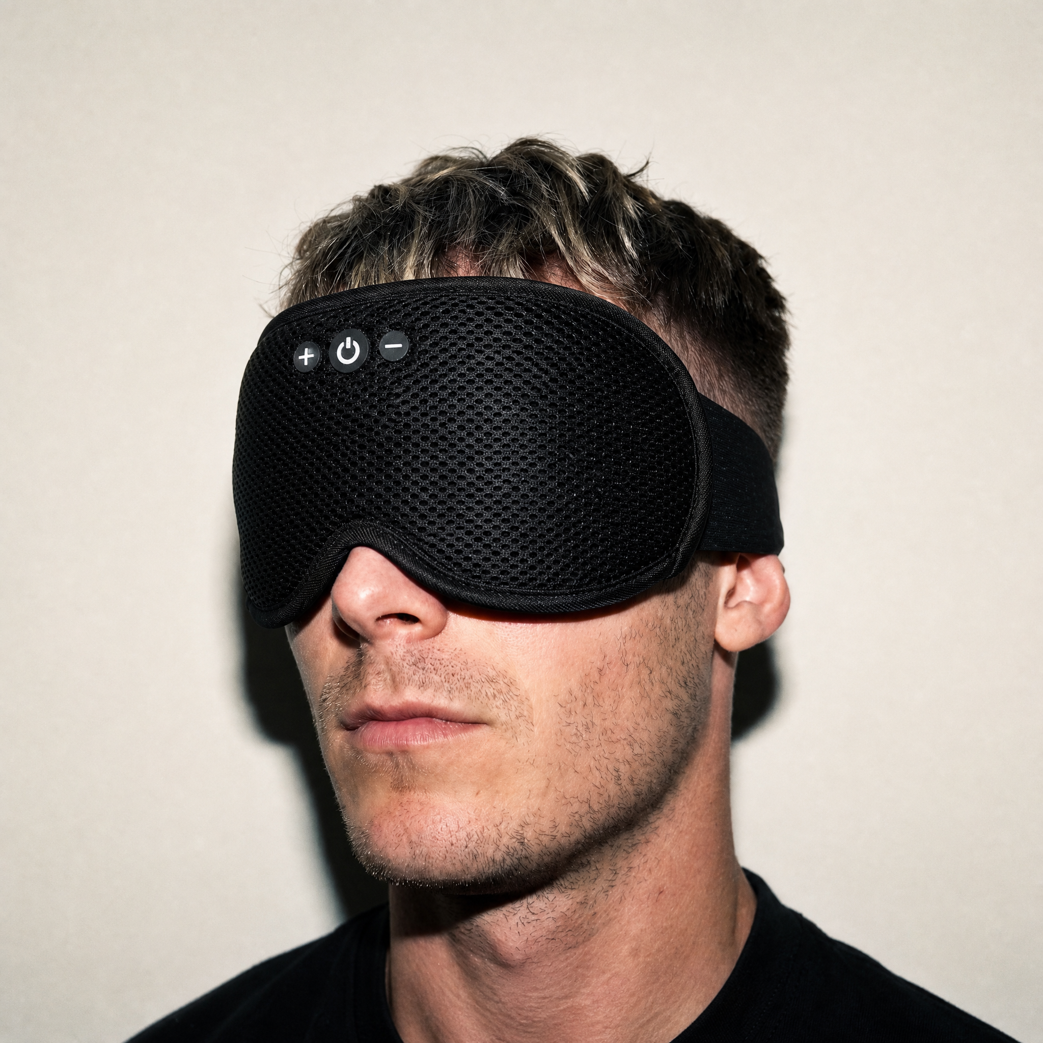 Bluetooth sleep mask with noise cancelling